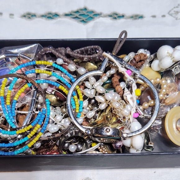 Craft Jewelry - Picture 2 of 5